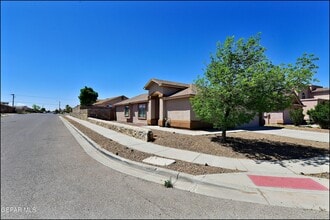 Building Photo - 12976 Enrique Gomez Dr