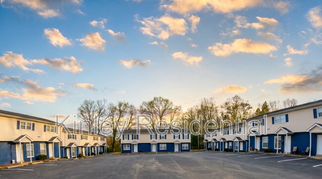 Building Photo - 613 Key St