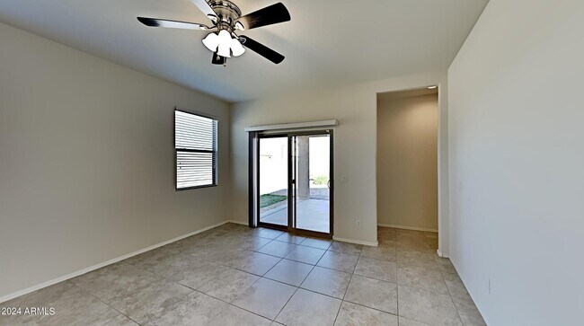 Building Photo - 11418 E Cliffrose Ln