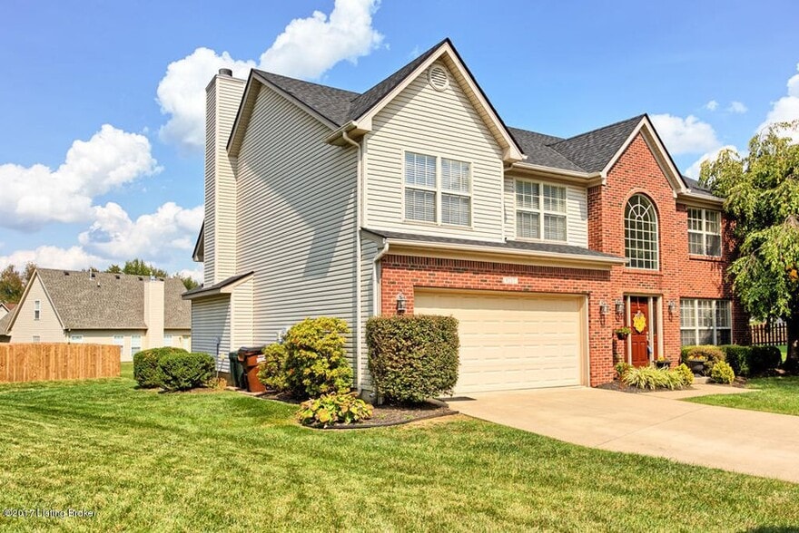 Front of home - 9217 Eminence Ct