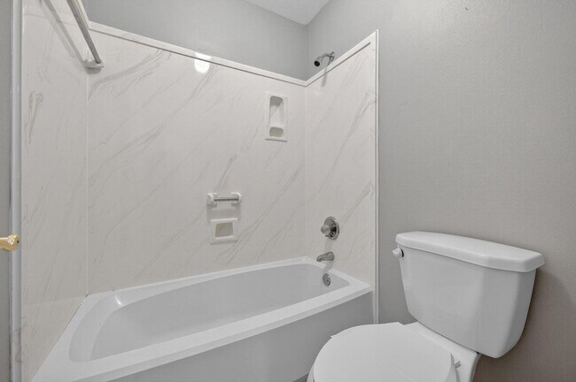 Building Photo - 3 Neptune Dr