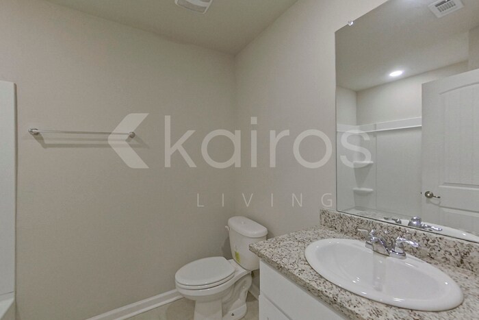 Building Photo - 208 Yardley Ct