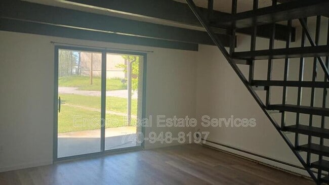 Building Photo - 1119 Hollander St