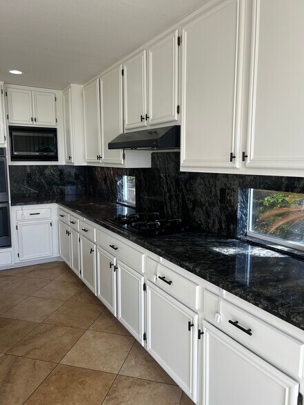 Building Photo - 2544 Fresh Waters Ct