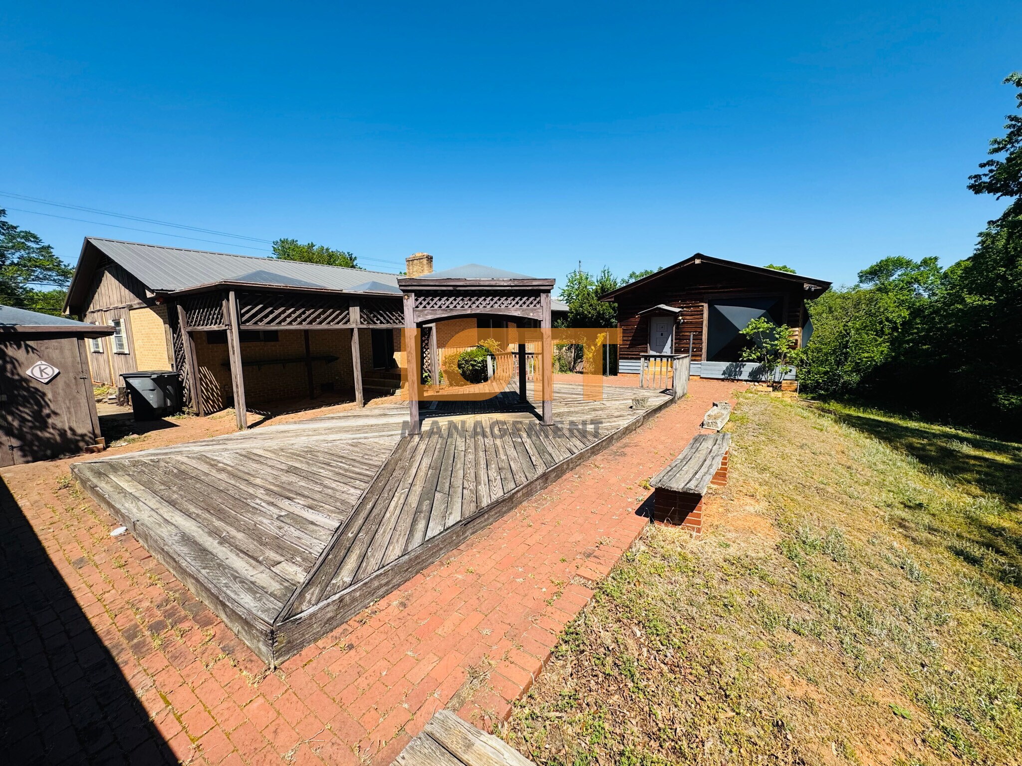 Building Photo - 214 Hunts Bridge Rd