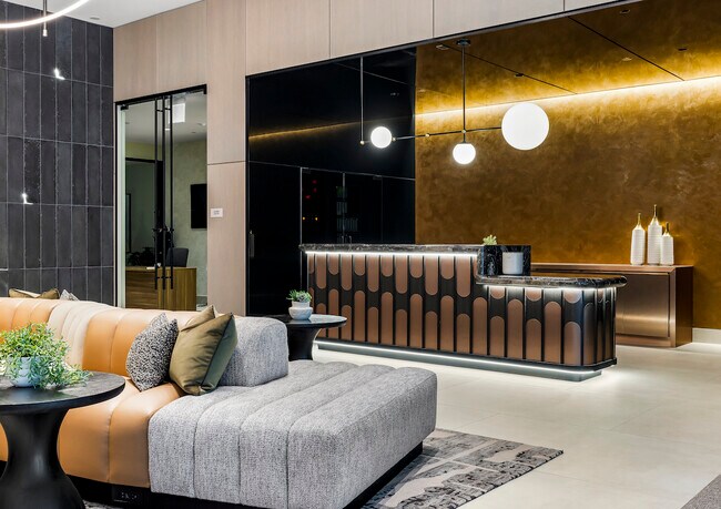 Building Photo - 218 E Grand Ave