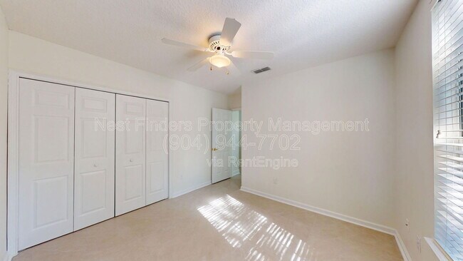 Building Photo - 10061 Vineyard Lake Rd E