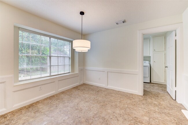Building Photo - 1603 Leatherwood Dr