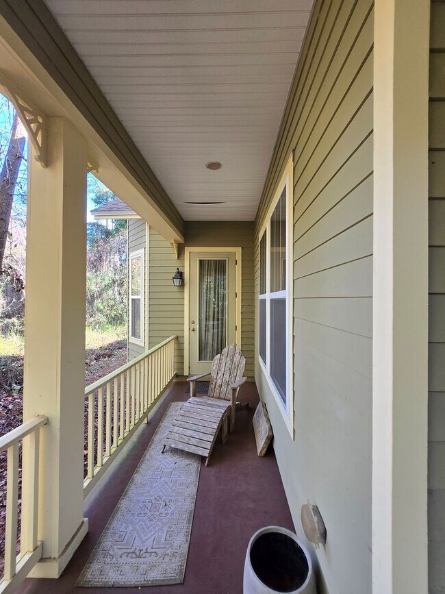Building Photo - Beautiful 3 Bedroom/2 Bath home in Madera