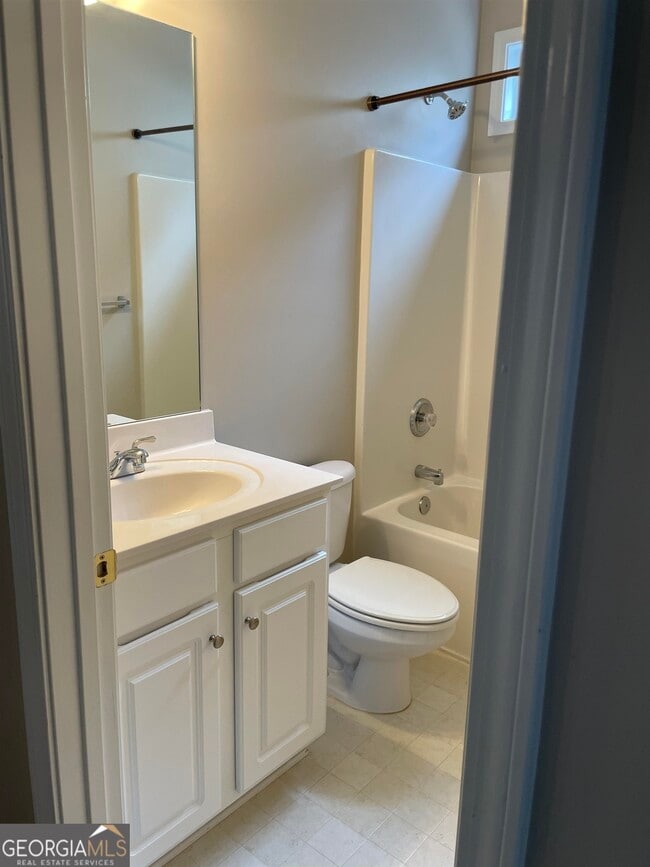 Building Photo - 96 High Pt N Dr