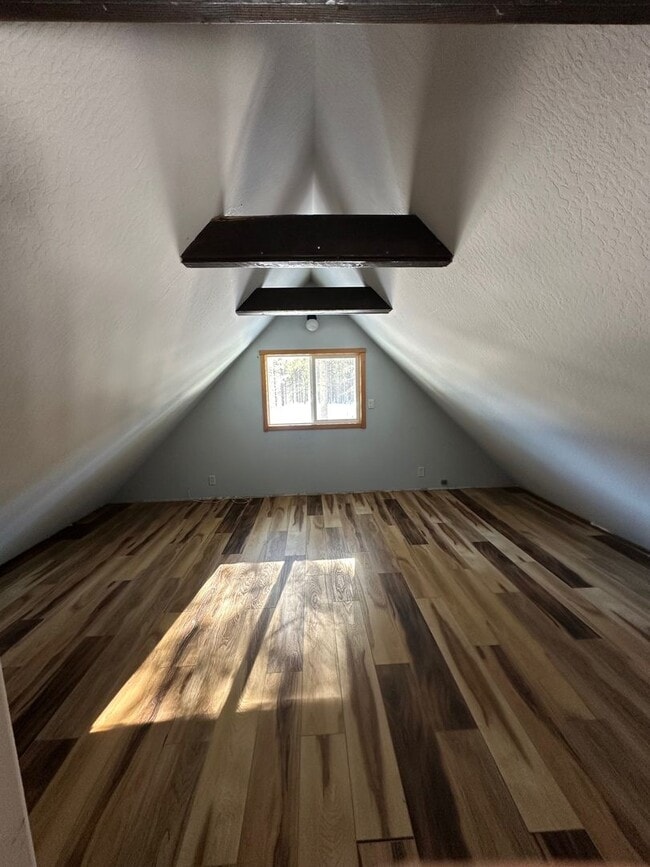 Building Photo - Conveniently Located Two Bed + Loft, Backs to Pond and Trails