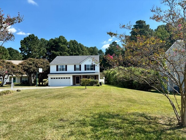 Building Photo - Room to Breathe! 5 Bedroom Home in Desirable Rolesville Location on .48 Acres