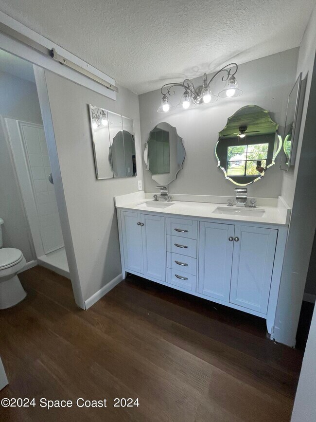 Building Photo - 1270 Gustrow Ave NW