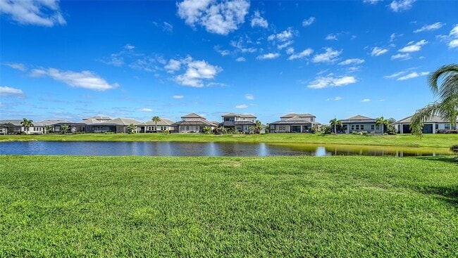 Building Photo - 16905 Sweetwater Village Dr