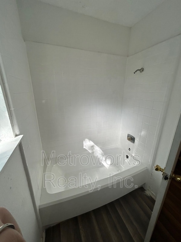 Building Photo - 111 Pine Meadow Dr