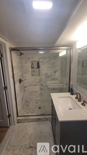 Building Photo - 1629 Newton St NW