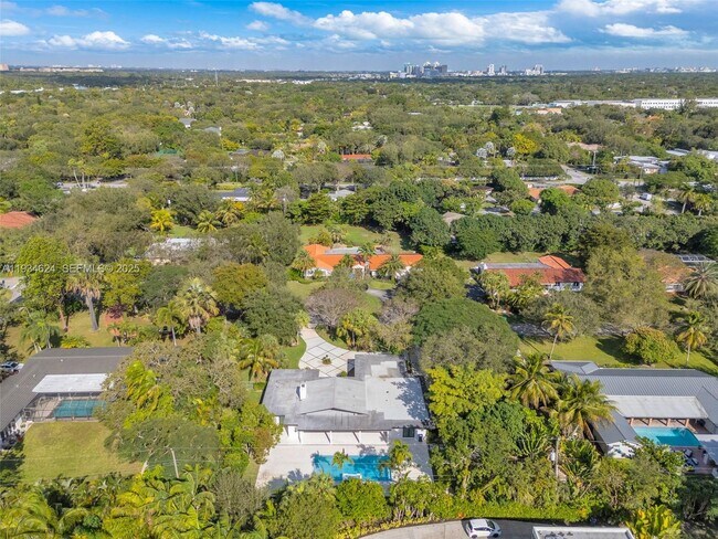 Building Photo - 7760 SW 125th Terrace