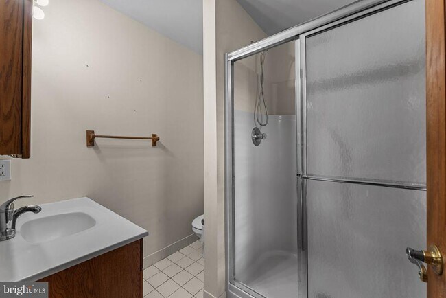 Building Photo - 158 W Butler Ave
