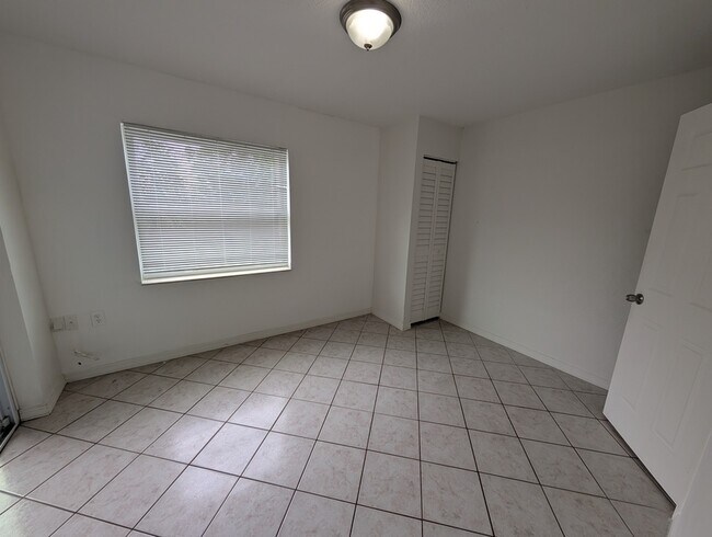 Building Photo - 8402 Corney Dr