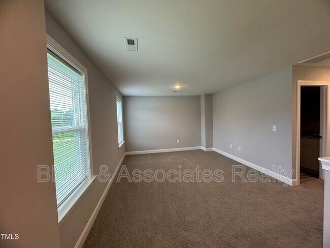 Building Photo - 52 Shining Pearl Ct