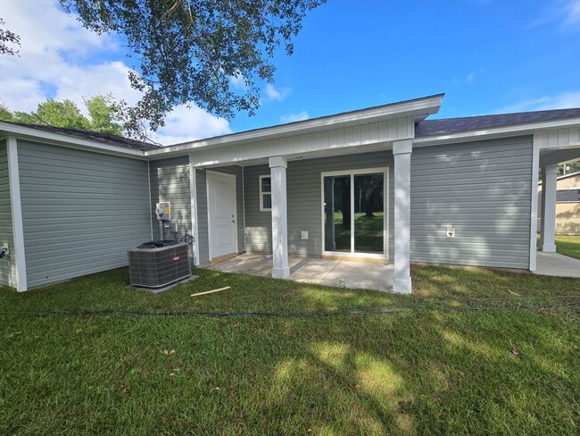 Building Photo - Brand new unfurnished 2 bedroom, 1 bath du...