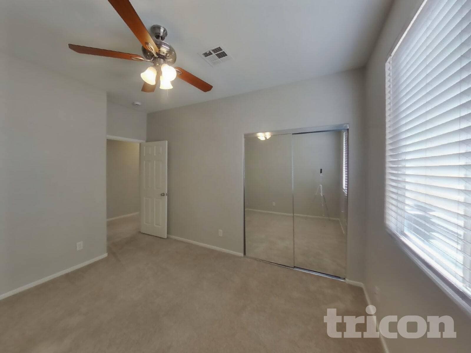 Building Photo - 2907 Extravagant Ave