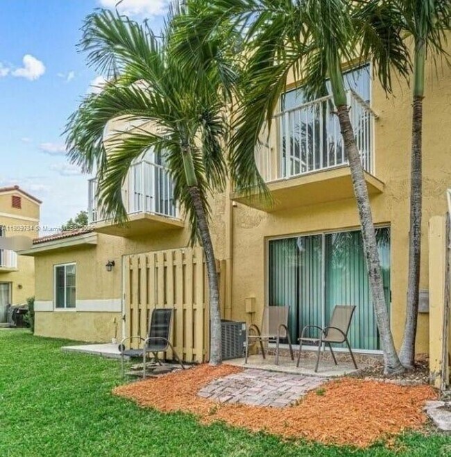 Building Photo - 3906 NW 90th Ave