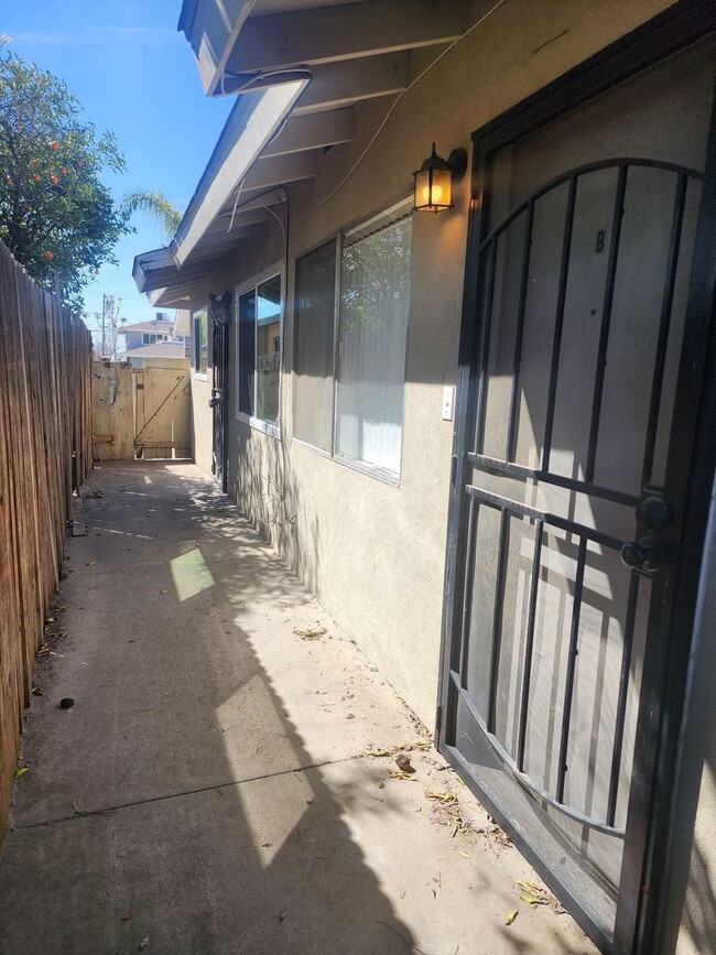 Building Photo - 126 Wilson Ave