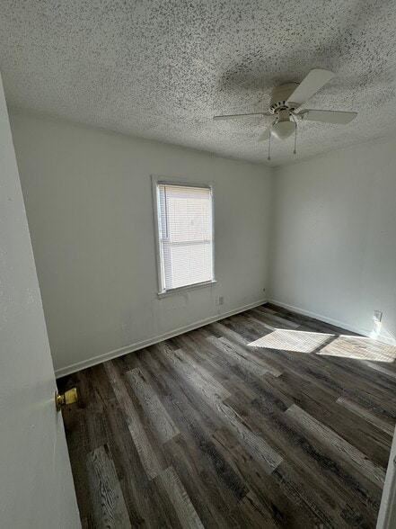 Building Photo - 5334 S 7th St