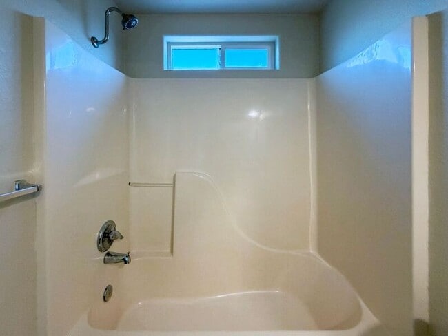 Building Photo - 1378 T St