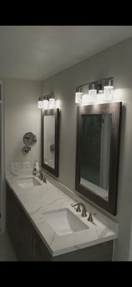 Building Photo - 41662 Aventine Ct