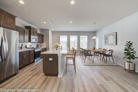 Building Photo - Spacious 4-Bedroom, 2.5-Bath in Broken Arrow!