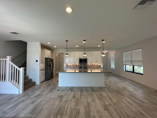 Building Photo - 8792 Antarus Dr