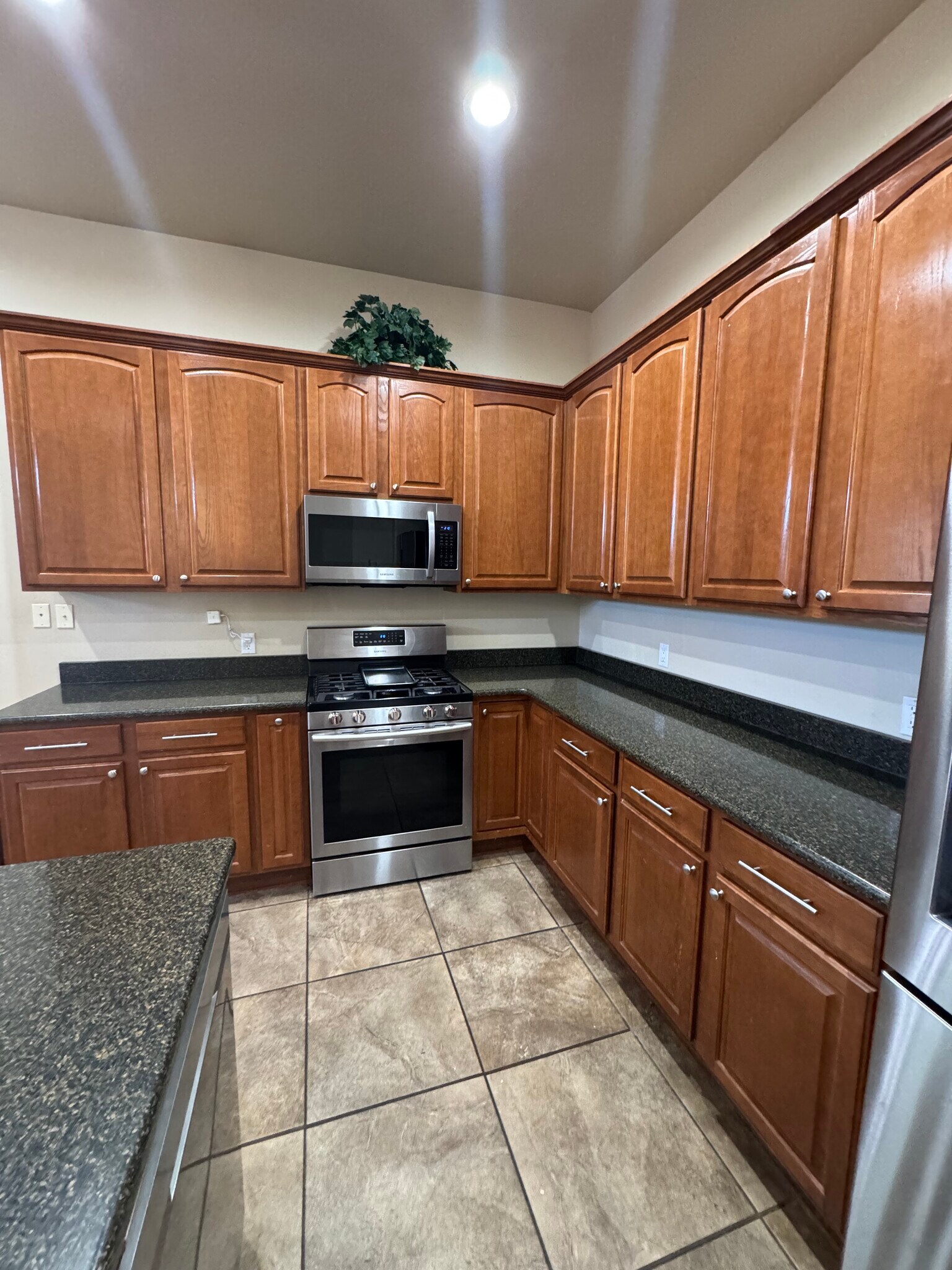 Building Photo - 4600 6th St NW