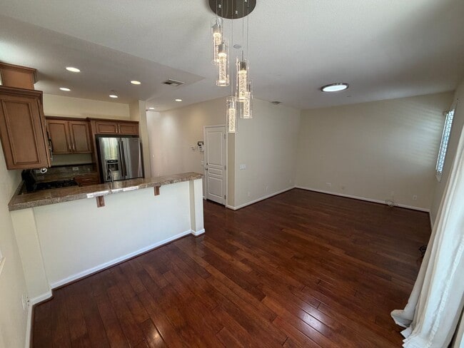 Building Photo - 5028 Ocean Ln