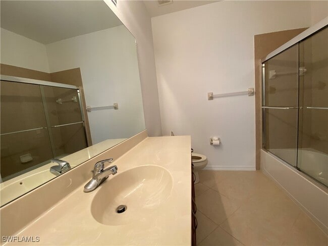 Building Photo - 14726 Calusa Palms Dr