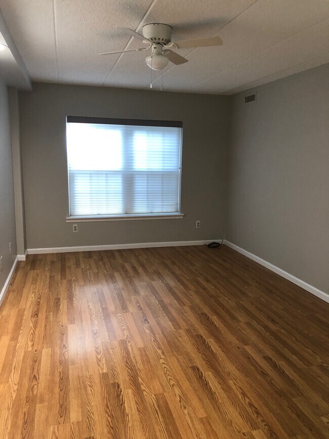 bedroom #2 - 313 Glen Ln