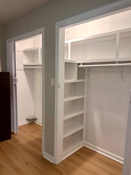 Building Photo - 117 Jennifer Ln SW