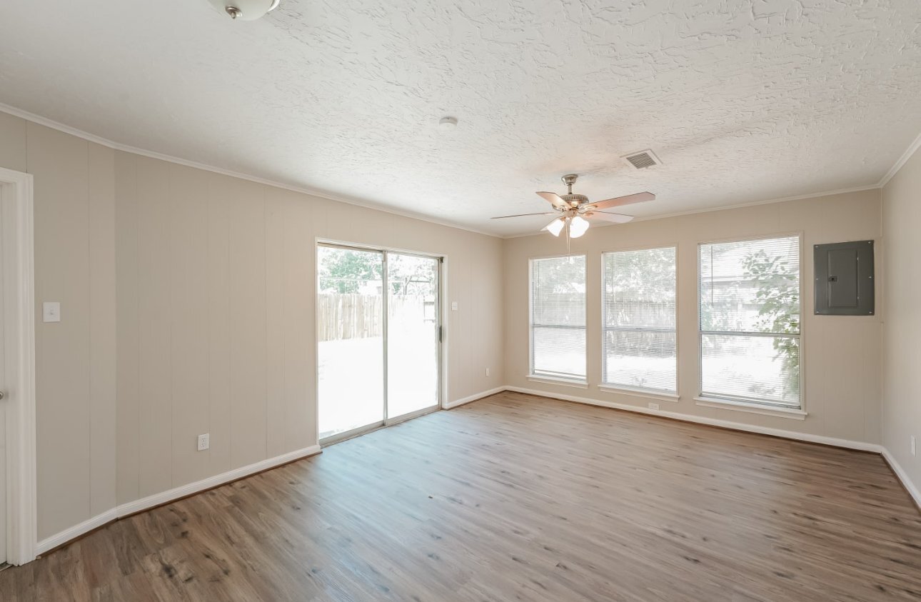 Building Photo - 3243 Cherry Springs Dr