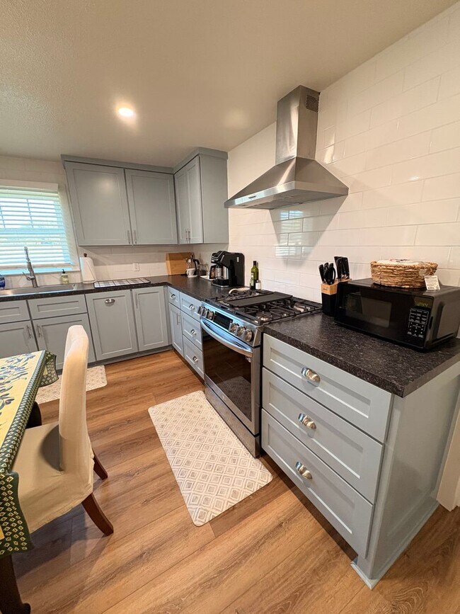 Building Photo - 9853 FM2843