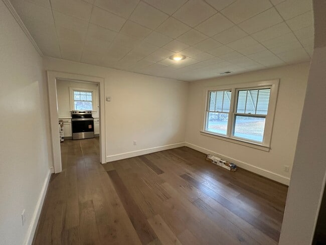 Building Photo - 3 Bedroom Newly Renovated Home in Central SC