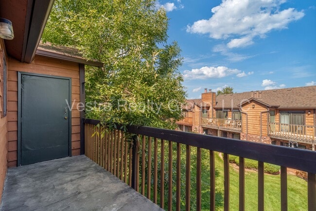 Building Photo - 2265 S Buckley Rd