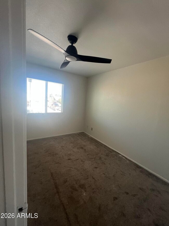 Building Photo - 4525 E Alta Vista Rd