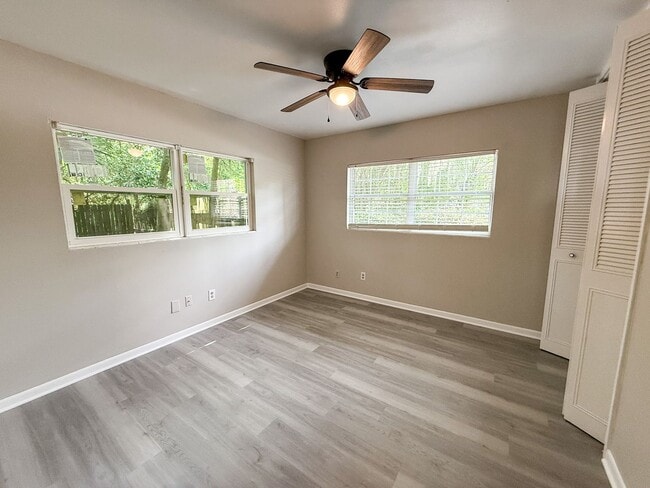 Building Photo - 3331 NW 27th Ave