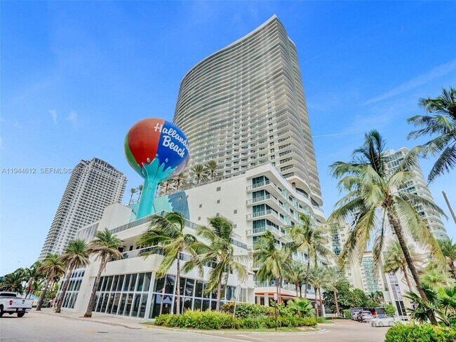 Building Photo - 4111 S Ocean Dr