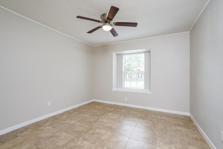 Building Photo - 518 Magnolia Bend St
