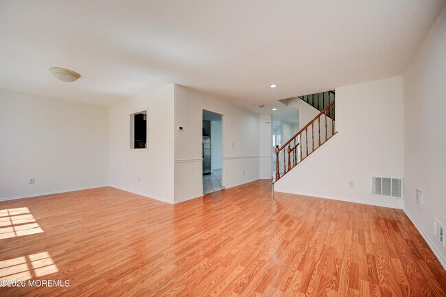 Building Photo - 214 Paddington Ct