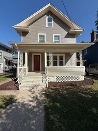 Building Photo - 19 N May St