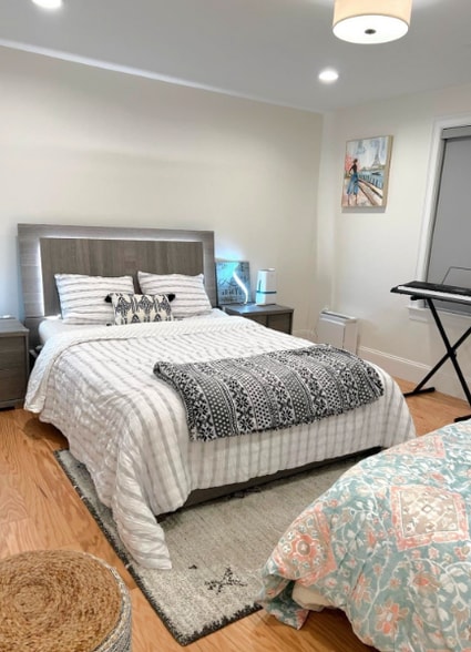 Building Photo - 7 Lily Pond Ln