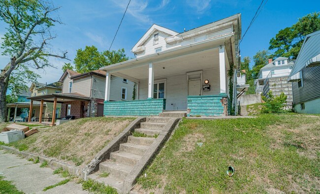 Building Photo - 725 Wells St